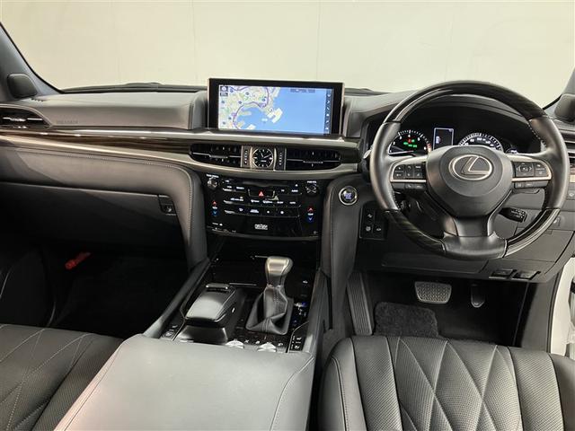 ＬＸ ＬＸ５７０ブラックシークエンス　３８６７０キロ　衝突被害軽減機能　純正メモリーナビ　全周囲＆バックモニター　寒冷地仕様　ムーンルーフ　黒革エアシート＆ヒーター　ドラレコ　クルーズコントロール　７人乗り　ＥＴＣ　２オーナー　禁煙車（5枚目）