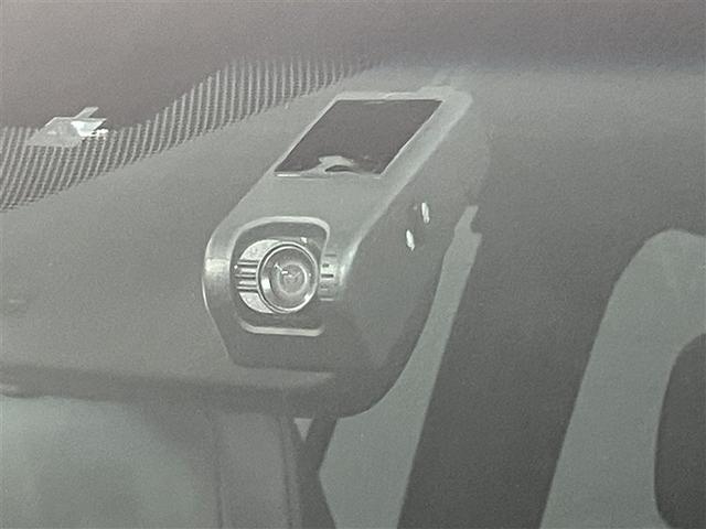ＬＸ ＬＸ５７０ブラックシークエンス　３８６７０キロ　衝突被害軽減機能　純正メモリーナビ　全周囲＆バックモニター　寒冷地仕様　ムーンルーフ　黒革エアシート＆ヒーター　ドラレコ　クルーズコントロール　７人乗り　ＥＴＣ　２オーナー　禁煙車（11枚目）