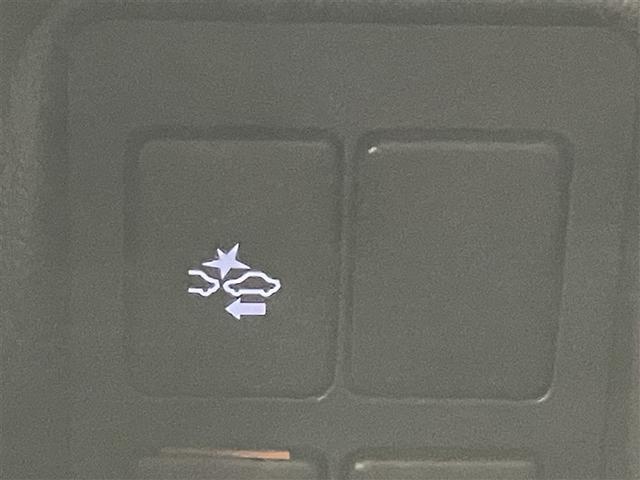 ＬＸ ＬＸ５７０ブラックシークエンス　３８６７０キロ　衝突被害軽減機能　純正メモリーナビ　全周囲＆バックモニター　寒冷地仕様　ムーンルーフ　黒革エアシート＆ヒーター　ドラレコ　クルーズコントロール　７人乗り　ＥＴＣ　２オーナー　禁煙車（13枚目）