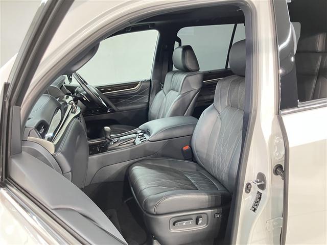 ＬＸ ＬＸ５７０ブラックシークエンス　３８６７０キロ　衝突被害軽減機能　純正メモリーナビ　全周囲＆バックモニター　寒冷地仕様　ムーンルーフ　黒革エアシート＆ヒーター　ドラレコ　クルーズコントロール　７人乗り　ＥＴＣ　２オーナー　禁煙車（17枚目）