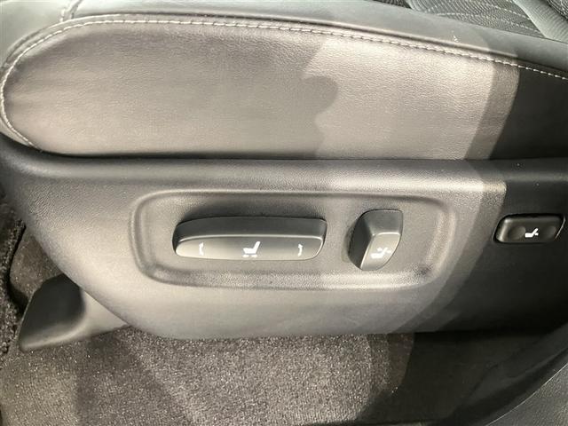 ＬＸ ＬＸ５７０ブラックシークエンス　３８６７０キロ　衝突被害軽減機能　純正メモリーナビ　全周囲＆バックモニター　寒冷地仕様　ムーンルーフ　黒革エアシート＆ヒーター　ドラレコ　クルーズコントロール　７人乗り　ＥＴＣ　２オーナー　禁煙車（18枚目）