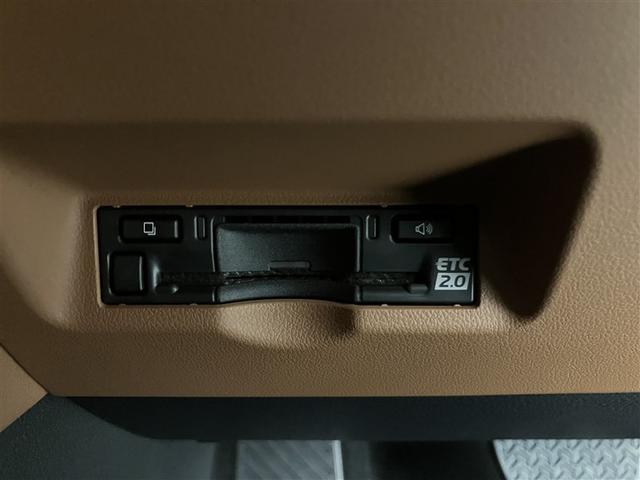 ヴェルファイアハイブリッド Z プレミア 5032キロ 衝突被害軽減ブレーキ DAナビ 全周囲&バックモニター ドラレコ内蔵 ムーンルーフ 追従型クルコン キャメル革エアシート&ヒーター デジタルミラー BSM 1500W電源 ETC2.0(12枚目)