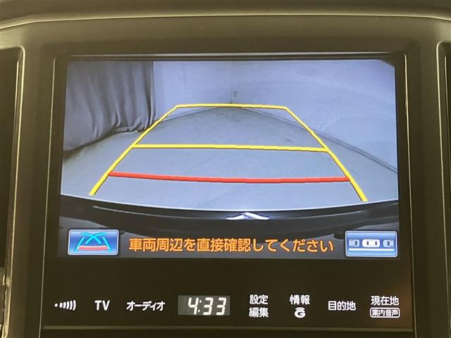 クラウンハイブリッド アスリートＳ　ブラックスタイル　７９５３８キロ　サンルーフ　純正ＥＭＶ　ＣＤ　バックモニター　クルーズコントロール　オートエアコン　ドライブレコーダー　前席パワーシート　ＥＴＣ車載器　スマートキー（7枚目）