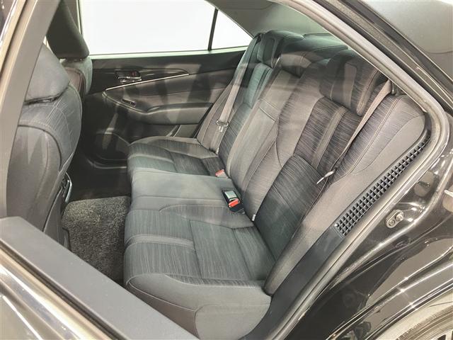 クラウンハイブリッド アスリートＳ　ブラックスタイル　７９５３８キロ　サンルーフ　純正ＥＭＶ　ＣＤ　バックモニター　クルーズコントロール　オートエアコン　ドライブレコーダー　前席パワーシート　ＥＴＣ車載器　スマートキー（16枚目）