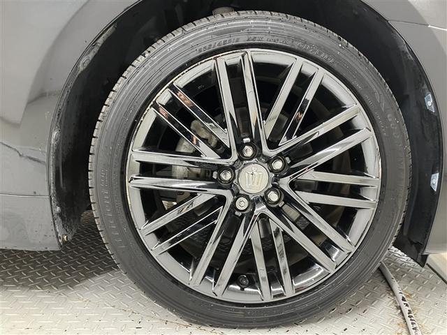 クラウンハイブリッド アスリートＳ　ブラックスタイル　７９５３８キロ　サンルーフ　純正ＥＭＶ　ＣＤ　バックモニター　クルーズコントロール　オートエアコン　ドライブレコーダー　前席パワーシート　ＥＴＣ車載器　スマートキー（19枚目）