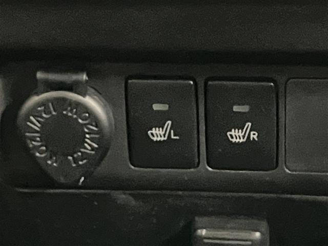 タンク カスタムＧ－Ｔ　１年間走行距離無制限保証　モデリスタ　ローダウン　全周囲カメラ　トヨタ純正ナビ　Ｂｌｕｅｔｏｏｔｈ　ＥＴＣ　衝突被害軽減ブレーキ　コーナーセンサー　クルーズコントロール　ワンオーナー　シートヒーター（17枚目）