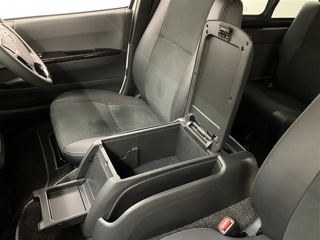 ハイエースバン スーパーGL ダークプライムII 41722キロ 衝突被害軽減ブレーキ ディーゼル AWD オーディオレス TRDパーツ 禁煙車 後席ヒーター スマートキー LEDヘッドランプ(17枚目)