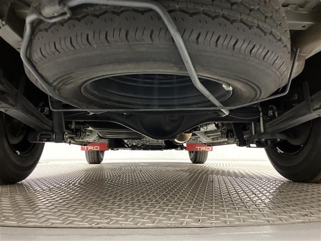 ハイエースバン スーパーGL ダークプライムII 41722キロ 衝突被害軽減ブレーキ ディーゼル AWD オーディオレス TRDパーツ 禁煙車 後席ヒーター スマートキー LEDヘッドランプ(28枚目)