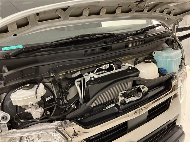 ハイエースバン スーパーGL ダークプライムII 41722キロ 衝突被害軽減ブレーキ ディーゼル AWD オーディオレス TRDパーツ 禁煙車 後席ヒーター スマートキー LEDヘッドランプ(30枚目)