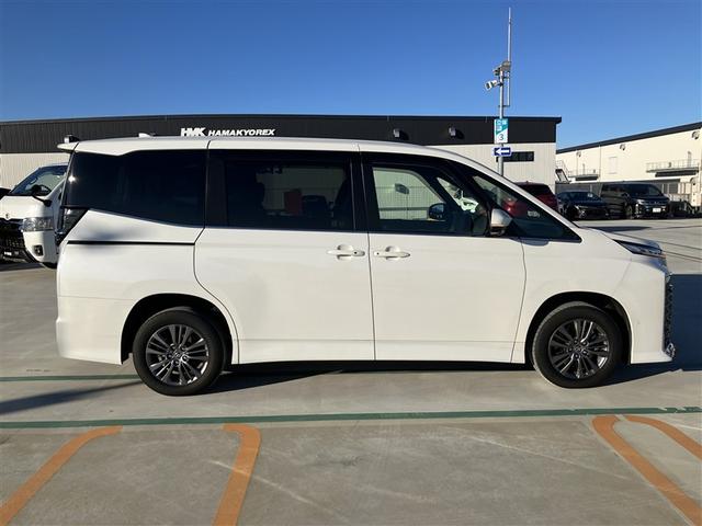 ヴォクシー ハイブリッドS-Z 39479キロ 衝突被害軽減ブレーキ AWD DAナビ 全周囲&バックモニター Bluethooth 1500Wコンセント 追従型クルコン 前席シートヒーター パワーバックドア 禁煙車 ETC2.0(2枚目)