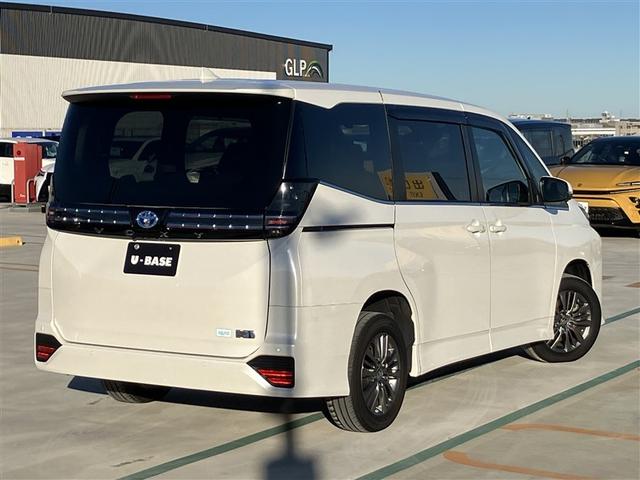 ヴォクシー ハイブリッドS-Z 39479キロ 衝突被害軽減ブレーキ AWD DAナビ 全周囲&バックモニター Bluethooth 1500Wコンセント 追従型クルコン 前席シートヒーター パワーバックドア 禁煙車 ETC2.0(4枚目)