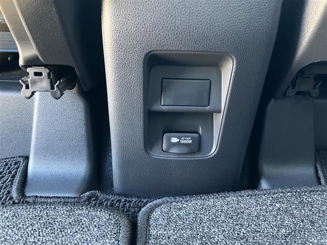 ヴォクシー ハイブリッドS-Z 39479キロ 衝突被害軽減ブレーキ AWD DAナビ 全周囲&バックモニター Bluethooth 1500Wコンセント 追従型クルコン 前席シートヒーター パワーバックドア 禁煙車 ETC2.0(13枚目)