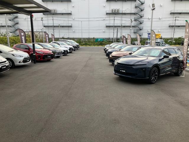 こちらは１Ｆ展示場です。話題のモデルも並びます♪♪