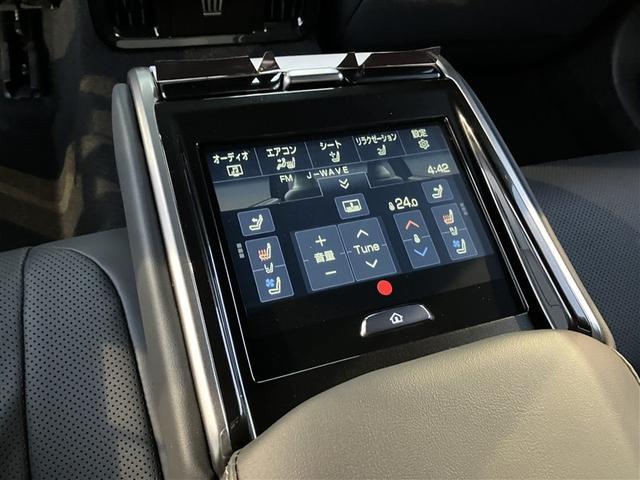 クラウン セダンＨＥＶ　登録済未使用車　モデリスタフルエアロ　大型ＤＡナビ　全周囲＆バックモニター　デジタルインナーミラー　追従型クルコン　前後ドラレコ　１５００Ｗコンセント　非接触スマホ充電　ＴＦＴ液晶メーター　ＥＴＣ付き（15枚目）