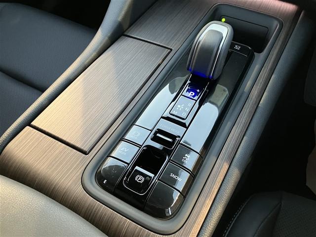 クラウン セダンＨＥＶ　登録済未使用車　モデリスタフルエアロ　大型ＤＡナビ　全周囲＆バックモニター　デジタルインナーミラー　追従型クルコン　前後ドラレコ　１５００Ｗコンセント　非接触スマホ充電　ＴＦＴ液晶メーター　ＥＴＣ付き（16枚目）