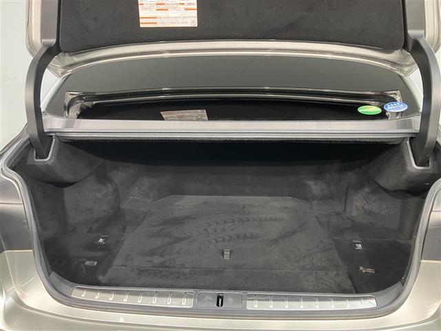 ＬＳ ＬＳ５００ｈ　標準グレード　４ＷＤ　純正メモリーナビ　フルセグ　ＤＶＤ　ＣＤ　全周囲＆バックモニター　黒革シート　前方向ドラレコ　リアブラインド　ＬＥＤヘッドランプ　ＥＴＣ車載器　１００Ｖ電源　スマートキー（21枚目）