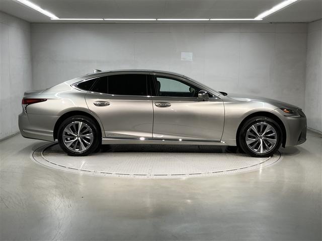 ＬＳ ＬＳ５００ｈ　標準グレード　４ＷＤ　純正メモリーナビ　フルセグ　ＤＶＤ　ＣＤ　全周囲＆バックモニター　黒革シート　前方向ドラレコ　リアブラインド　ＬＥＤヘッドランプ　ＥＴＣ車載器　１００Ｖ電源　スマートキー（24枚目）