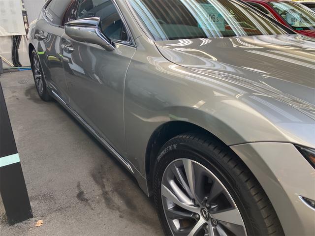 ＬＳ ＬＳ５００ｈ　標準グレード　４ＷＤ　純正メモリーナビ　フルセグ　ＤＶＤ　ＣＤ　全周囲＆バックモニター　黒革シート　前方向ドラレコ　リアブラインド　ＬＥＤヘッドランプ　ＥＴＣ車載器　１００Ｖ電源　スマートキー（25枚目）