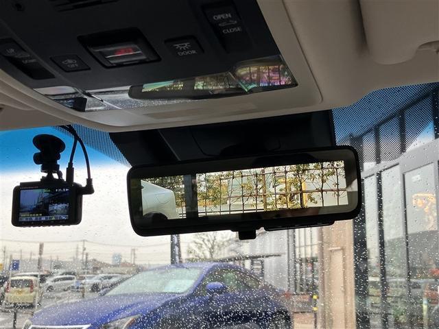 ＥＳ ＥＳ３００ｈ　バージョンＬ　９１９５キロ　ワンオーナー　衝突被害軽減ブレーキ　純正Ｍナビ　全周囲＆バックモニター　デジタルアウターミラー　デジタルインナーミラー　ドラレコ　追従クルコン　１５００Ｗ電源　シートＨ＆エアシート　禁煙（12枚目）