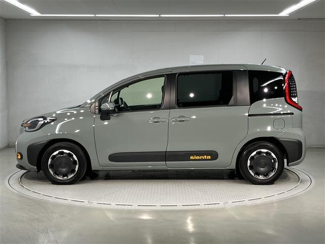 シエンタ ハイブリッドＺ　２５３８１キロ　衝突被害軽減ブレーキ　ディスプレイオーディオ　全周囲＆バックモニター　１５００Ｗコンセント　追従型クルコン　ＬＥＤヘッドランプ　ＥＴＣ　両側電動スライドドア　スマートキー（2枚目）