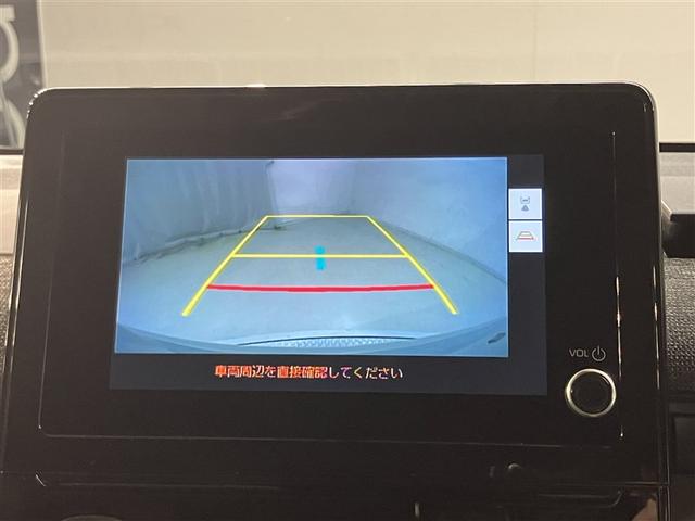 シエンタ ハイブリッドＺ　２５３８１キロ　衝突被害軽減ブレーキ　ディスプレイオーディオ　全周囲＆バックモニター　１５００Ｗコンセント　追従型クルコン　ＬＥＤヘッドランプ　ＥＴＣ　両側電動スライドドア　スマートキー（8枚目）