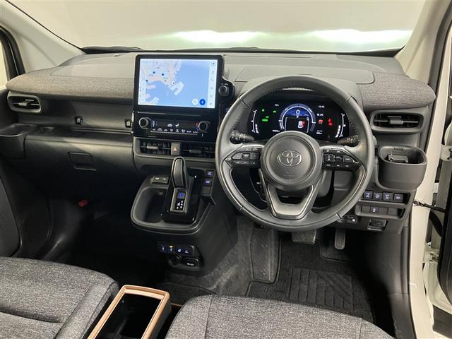 シエンタ ハイブリッドZ 16421キロ 衝突被害軽減ブレーキ 大画面DAナビ 全周囲&バックモニター DA内蔵ドラレコ モデリスタフルエアロ シートヒーター 追従型クルコン 1500Wコンセント ETC2.0 スマートキー(5枚目)