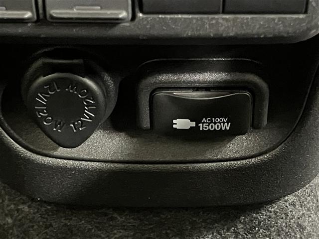 シエンタ ハイブリッドZ 16421キロ 衝突被害軽減ブレーキ 大画面DAナビ 全周囲&バックモニター DA内蔵ドラレコ モデリスタフルエアロ シートヒーター 追従型クルコン 1500Wコンセント ETC2.0 スマートキー(11枚目)