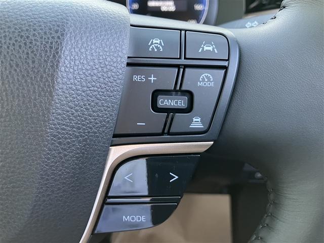 クラウンクロスオーバー Ｇアドバンスド・レザーパッケージ　３４２５キロ　ワンオーナー　禁煙車　衝突被害軽減ブレーキ　４ＷＤ　ディスプレイオーディオ　全周囲＆バックモニター　デジタルインナーミラー　前後ドラレコ　追従型クルコン　黒革エアシート＆ヒーター　ＥＴＣ（16枚目）