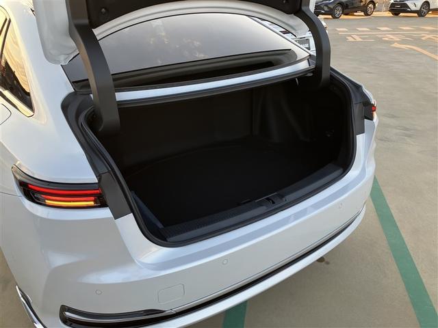 クラウン Z 28キロ 衝突被害軽減ブレーキ 登録済未使用車 ワイドDAナビ 全周囲&バックモニター 黒革エアシート&ヒーター デジタルインナーミラー 1500W電源 追従型クルコン 後席サポートPKG ETC(28枚目)