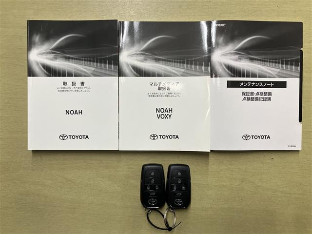 ノア Ｓ－Ｚ　２０８６９キロ　衝突被害軽減ブレーキ　大画面ＤＡナビ　全周囲＆バックモニター　後席ＴＶモニター　ＤＶＤ　ＣＤ　追従型クルコン　パワーバックドア　前席シートヒーター　ＥＴＣ２．０　スマートキー　禁煙車（24枚目）