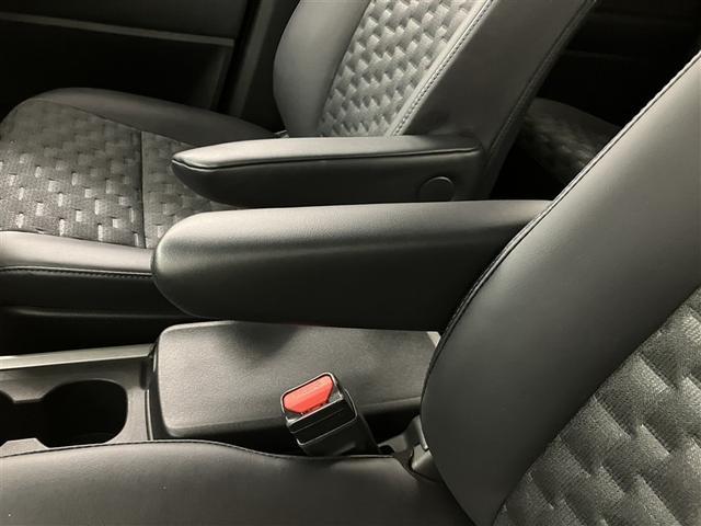 ヴォクシー ハイブリッドＳ－Ｚ　３４１０６キロ　衝突被害軽減ブレーキ　大型ＤＡナビ　ＨＤＭＩ　後席ＴＶモニター　追従型クルコン　両側パワースライドドア　前席シートヒーター　１５００Ｗコンセント　ＥＴＣ２．０　禁煙車（21枚目）