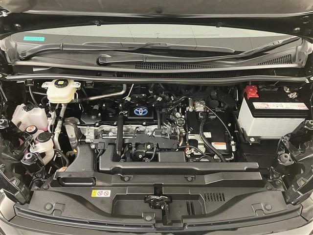 ヴォクシー ハイブリッドＳ－Ｚ　３４１０６キロ　衝突被害軽減ブレーキ　大型ＤＡナビ　ＨＤＭＩ　後席ＴＶモニター　追従型クルコン　両側パワースライドドア　前席シートヒーター　１５００Ｗコンセント　ＥＴＣ２．０　禁煙車（28枚目）