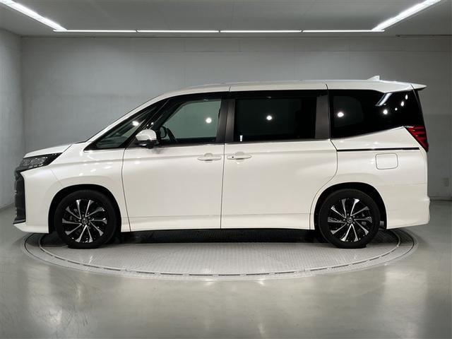 ノア ハイブリッドS-Z 34568キロ 衝突被害軽減ブレーキ 大型DAナビ Bluethooth DVD再生 CD バックモニター 追従型クルコン 両側電動スライドドア 前席シートヒーター ETC2.0 禁煙車(2枚目)