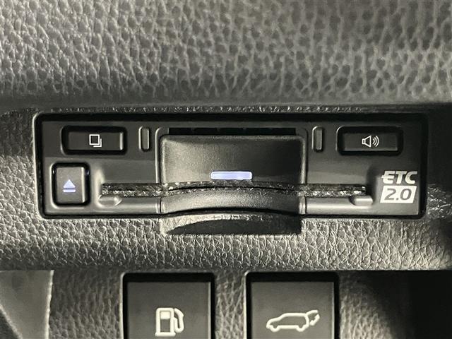 クラウンスポーツ Z 6938キロ モデリスタフルエアロ 大画面DAナビ 全周囲&バックモニター ムーンルーフ デジタルインナーミラー 追従型クルコン 1500Wコンセント 黒革エアシート&ヒーター ETC2.0 禁煙車(9枚目)