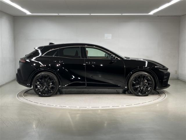 クラウンスポーツ Ｚ　４１０００キロ　タイヤ新品　衝突被害軽減ブレーキ　内装サンドベージュ　ムーンルーフ　ワイド画面Ｍナビ　全周囲＆バックモニター　シートヒーター　エアシート　デジタルミラー　追従クルコン　ＢＳＭ　ＥＴＣ付（25枚目）