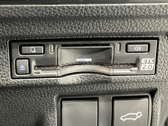 カローラクロス ハイブリッド Z 6675キロ 中期型 ワイドディスプレイオーディオ Bluethooth バックモニター BSM 前席シートヒーター 運転席パワーシート 追従型クルコン パワーバックドア ETC2.0 スマートキー(8枚目)