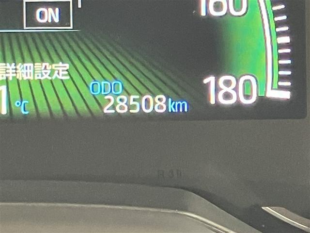 ヴォクシー ハイブリッドS-Z 28506キロ 衝突被害軽減ブレーキ 純正Mナビ Bluethooth バックモニター CD 追従型クルコン 両側電動スライドドア パワーバックドア 前席シートヒーター 1500W電源 ETC(16枚目)