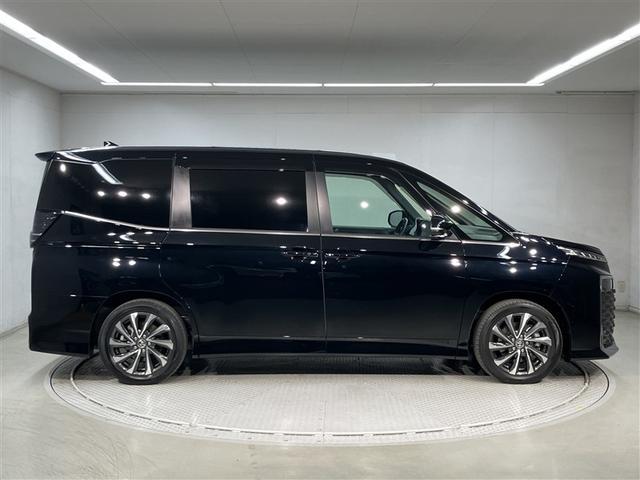 ヴォクシー ハイブリッドS-Z 28506キロ 衝突被害軽減ブレーキ 純正Mナビ Bluethooth バックモニター CD 追従型クルコン 両側電動スライドドア パワーバックドア 前席シートヒーター 1500W電源 ETC(24枚目)