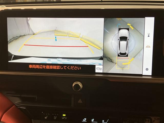 クラウンスポーツ ＲＳ　３５８４９キロ　衝突被害軽減ブレーキ　ワイドＤＡナビ　全周囲＆バックモニター　黒革エアシート＆ヒーター　デジタルインナーミラー　１５００Ｗ電源　ＢＳＭ　追従型クルコン　ＥＴＣ２．０・スマートキー（8枚目）