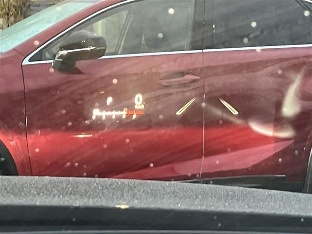 ＬＳ ＬＳ５００　Ｆスポーツ　６１０３４キロ　衝突被害軽減ブレーキ　ワイド画面メモリーナビ　全周囲＆バックモニター　黒革エアシート＆ヒーター　デジタルミラー　サンルーフ　ドラレコ　ヘッドアップディスプレイ　ＢＳＭ　ＥＴＣ２．０（23枚目）