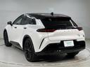 クラウンスポーツ ＲＳ　３４５９キロ　当社元試乗車　衝突被害軽減ブレーキ　大型ＤＡナビ　全周囲モニター　前後ドラレコ　急速充電Ｖ２Ｈ対応　大型パノラマルーフ　パワーバックドア　追従型クルコン　デジタルミラー　赤キャリパー（4枚目）