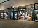 当店のコンセプトは「おもちゃ箱」。クルマ愛好家のマインドを刺激する、U-BASEのプレミアム基地。