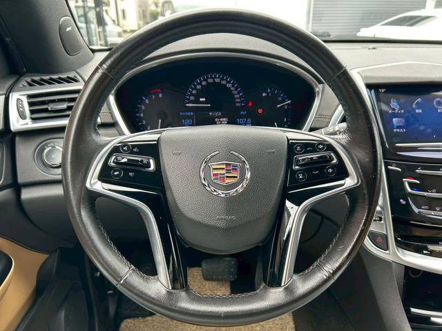 キャデラックＳＲＸクロスオーバー ラグジュアリー　ディーラー車　ＢＯＳＥサウンドシステム　ブラウンレザーシート　シートヒーター　ディスプレイオーディオ　カープレイ　Ｂｌｕｅｔｏｏｔｈ　バックカメラ　クルーズコントロール　パワーバックドア（17枚目）
