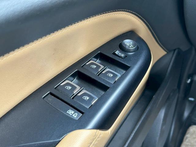 キャデラックＳＲＸクロスオーバー ラグジュアリー　ディーラー車　ＢＯＳＥサウンドシステム　ブラウンレザーシート　シートヒーター　ディスプレイオーディオ　カープレイ　Ｂｌｕｅｔｏｏｔｈ　バックカメラ　クルーズコントロール　パワーバックドア（25枚目）