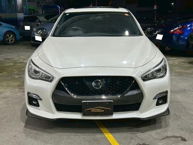 スカイライン 400R ユーザー買取車 サンルーフ 黒革スポーツシート nismoエアロ nismoチタンマフラー ENKEI Racing19インチAW レッドブレーキキャリパー 純正コネクトナビ 全方位運転支援システム(2枚目)