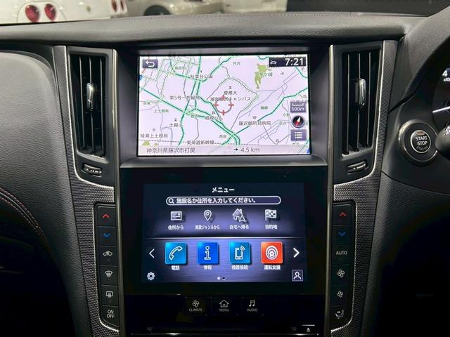 スカイライン 400R ユーザー買取車 サンルーフ 黒革スポーツシート nismoエアロ nismoチタンマフラー ENKEI Racing19インチAW レッドブレーキキャリパー 純正コネクトナビ 全方位運転支援システム(16枚目)