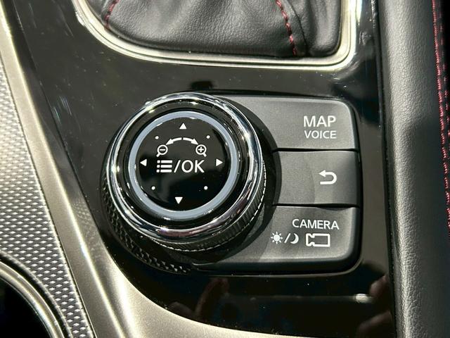 スカイライン 400R ユーザー買取車 サンルーフ 黒革スポーツシート nismoエアロ nismoチタンマフラー ENKEI Racing19インチAW レッドブレーキキャリパー 純正コネクトナビ 全方位運転支援システム(23枚目)