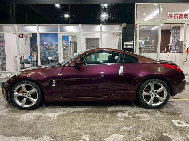 フェアレディZ バージョンS ストラーダナビ フルセグ バックカメラ ETC マニュアル6速(6枚目)