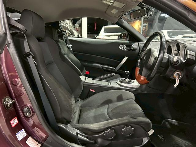 フェアレディZ バージョンS ストラーダナビ フルセグ バックカメラ ETC マニュアル6速(12枚目)