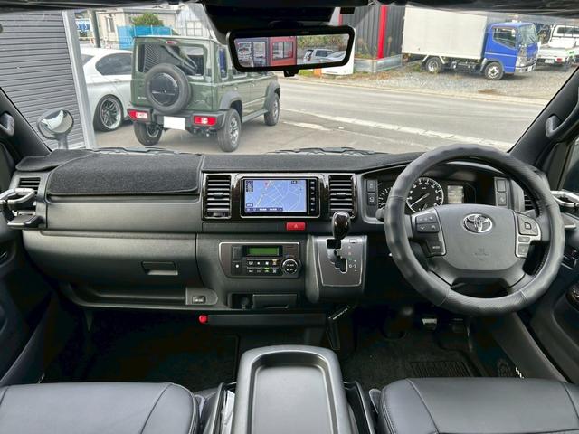 ハイエースバン スーパーGL ダークプライムII ワンオーナー 純正ナビ フルセグTV ETC パノラミックビューモニター デジタルインナーミラー 社外LEDテール(純正有) リヤラダールーフキャリア レザー調シートカバー 取説 新車保証書 スペキー(13枚目)